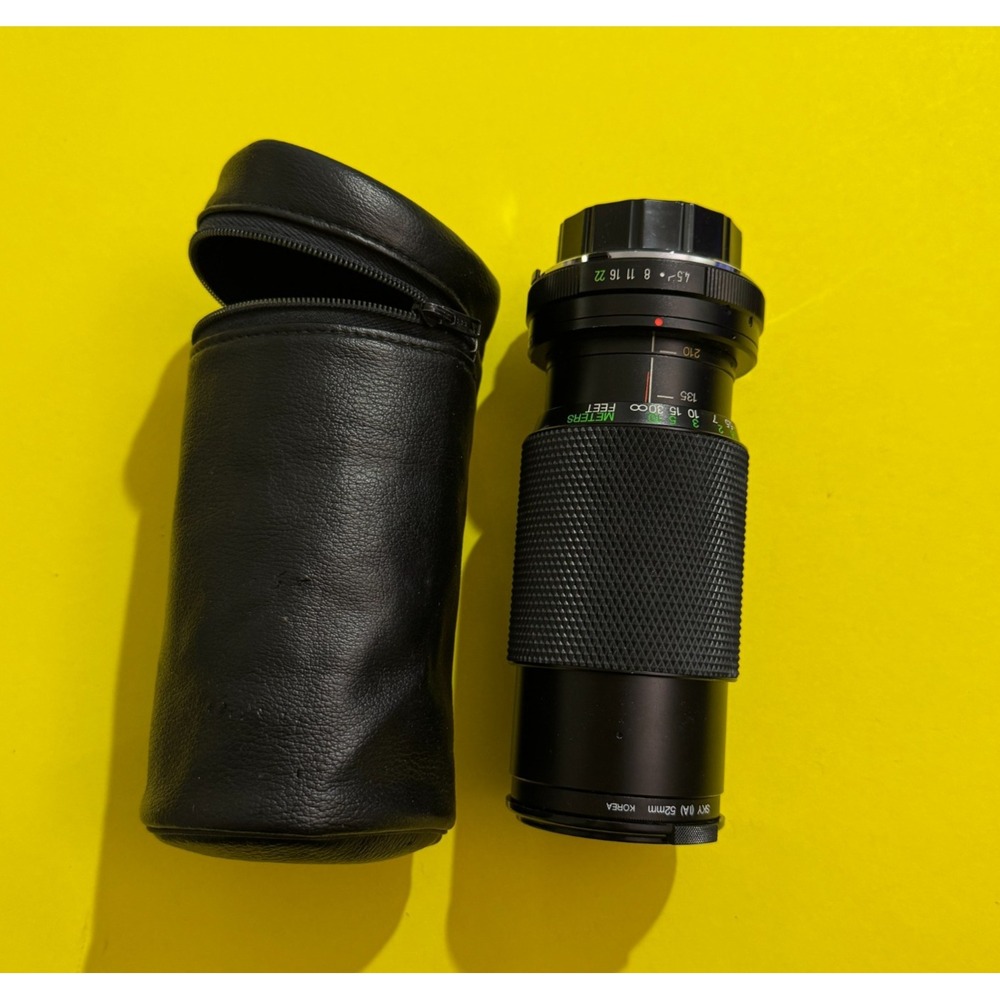 Vivitar 70-210mm f/4.5 MC Macro Focusing Zoom Lens -‎ w/ Case - Tested